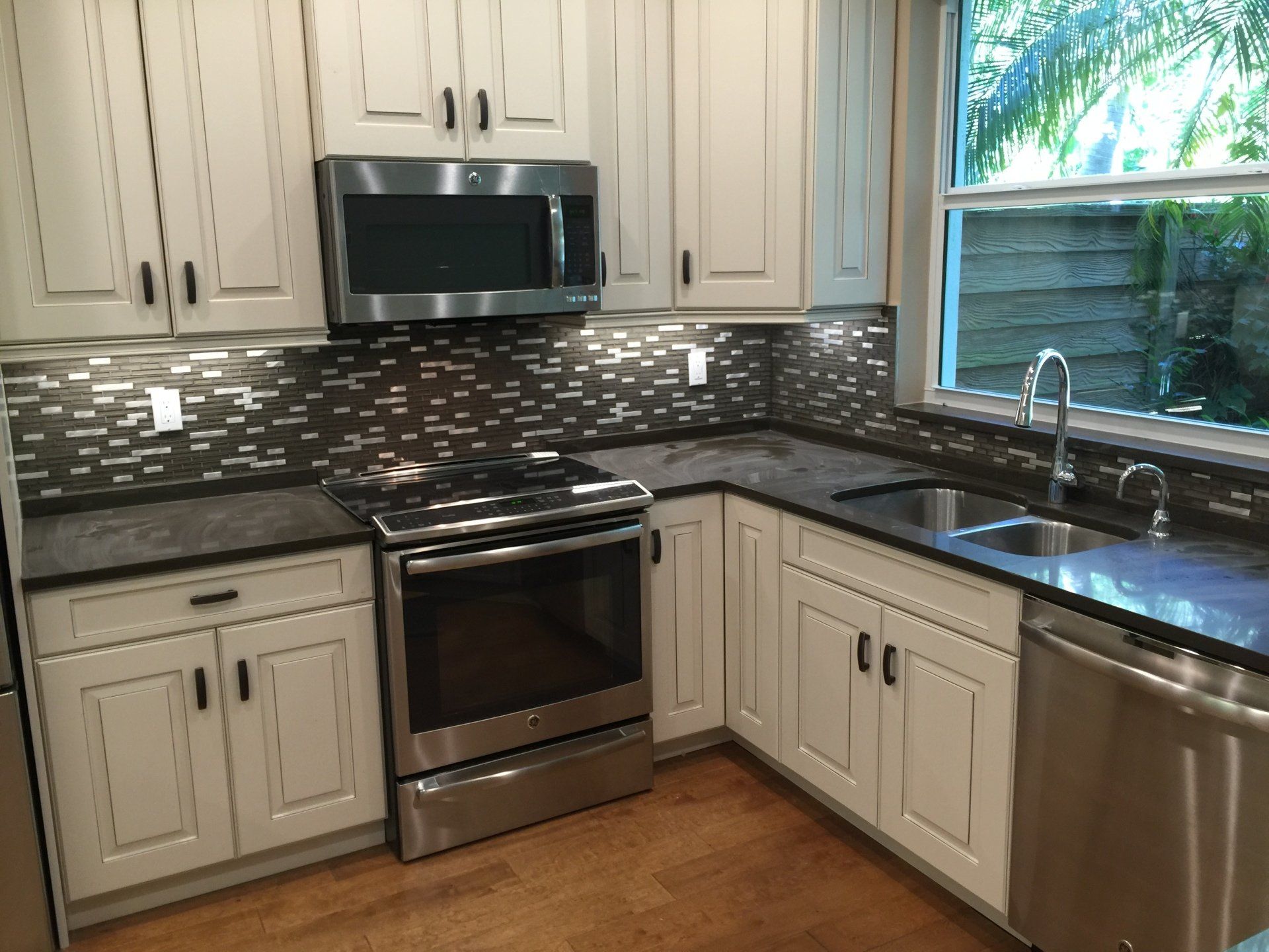 luxury kitchen remodel with backspalsh
