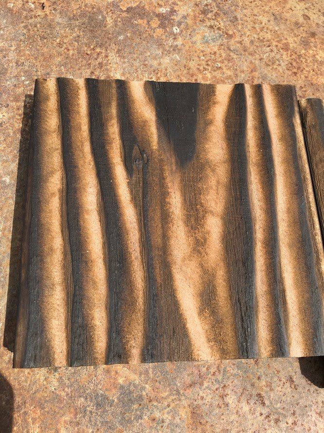 Shou Sugi Ban | Douglas | Light | Geborsteld | Afgewerkt met Aqua-Proof Pro Wood Basic