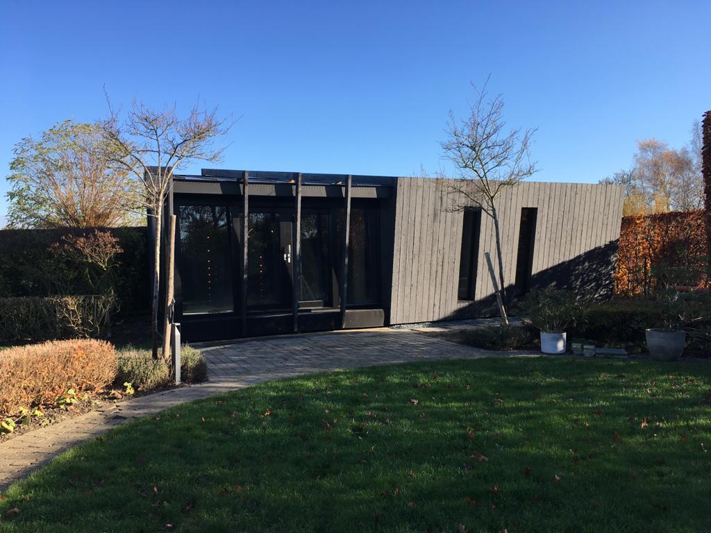 Referenz: Gartenpavillon mit Sauna, Moorsel, Belgien | Gartenpavillon mit Sauna | Moorsel | Belgien | Medium & Heavy | Nichts | Shou Sugi Ban Fix