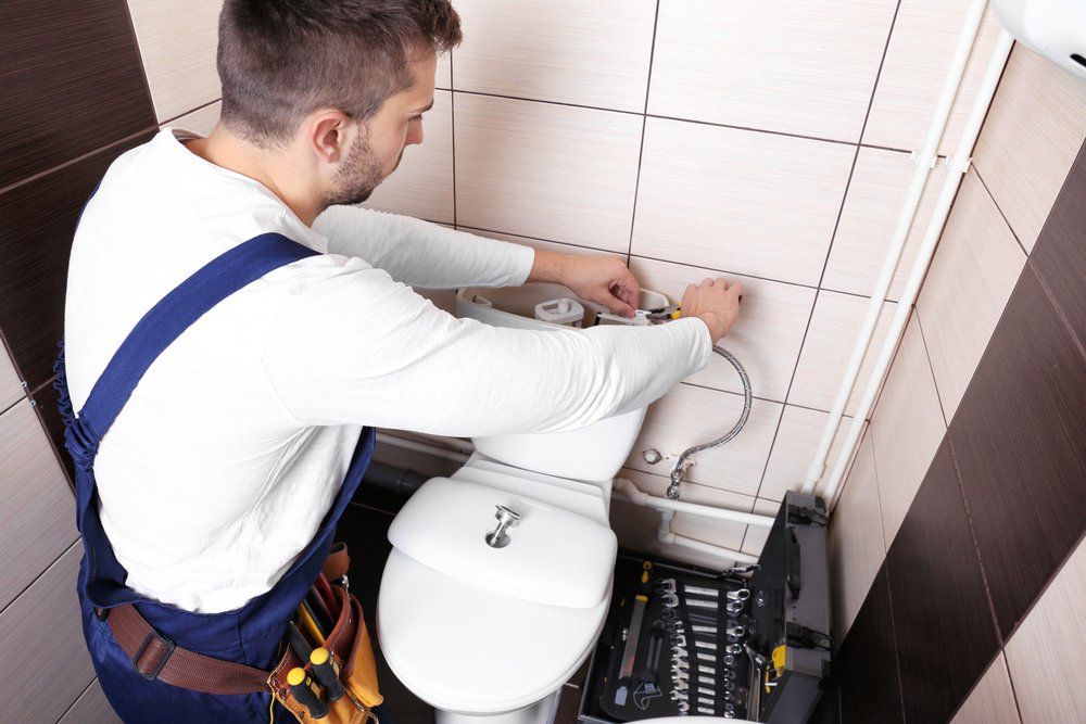 Toilet Repairs in Concord, CA | Plumbing Geek