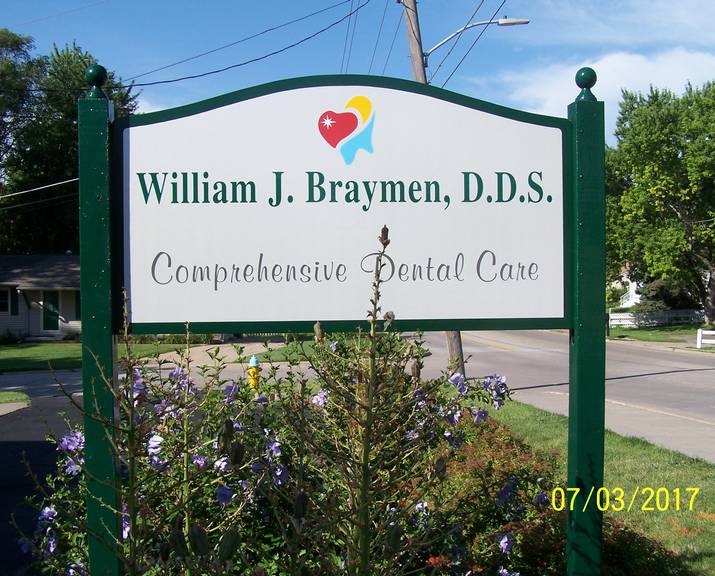 Dental Business sign - custom wood, aluminum & lighted signs in Council Bluffs, IA