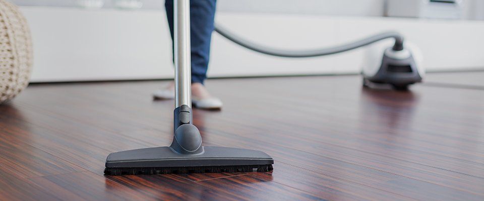 Floor vacuuming