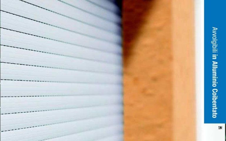 chiusure oscuranti verde grigio