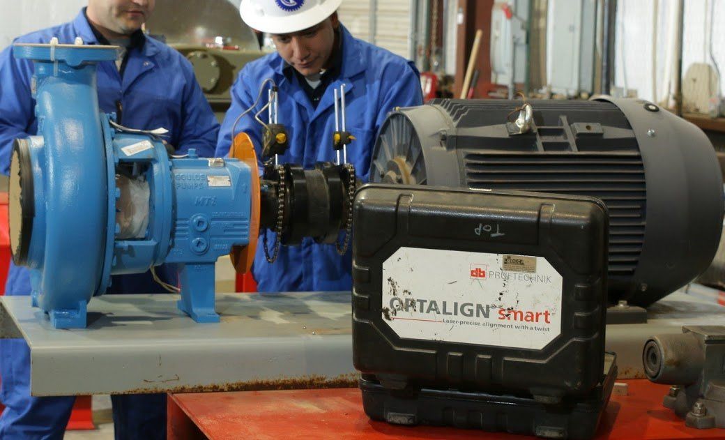 Technicians Working on Industrial Alignment, Dallas & Fort Worth TX