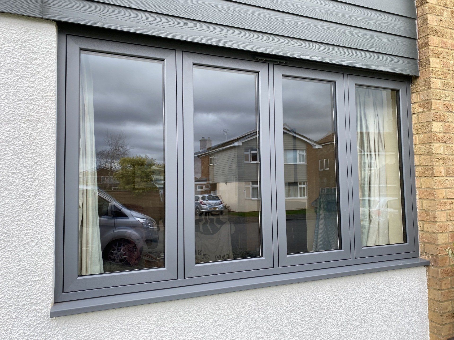 Window 2-side angle