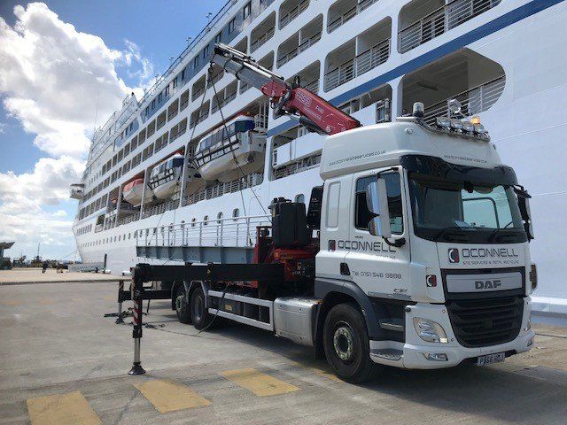 oconnell site services lorry positionng a gangway