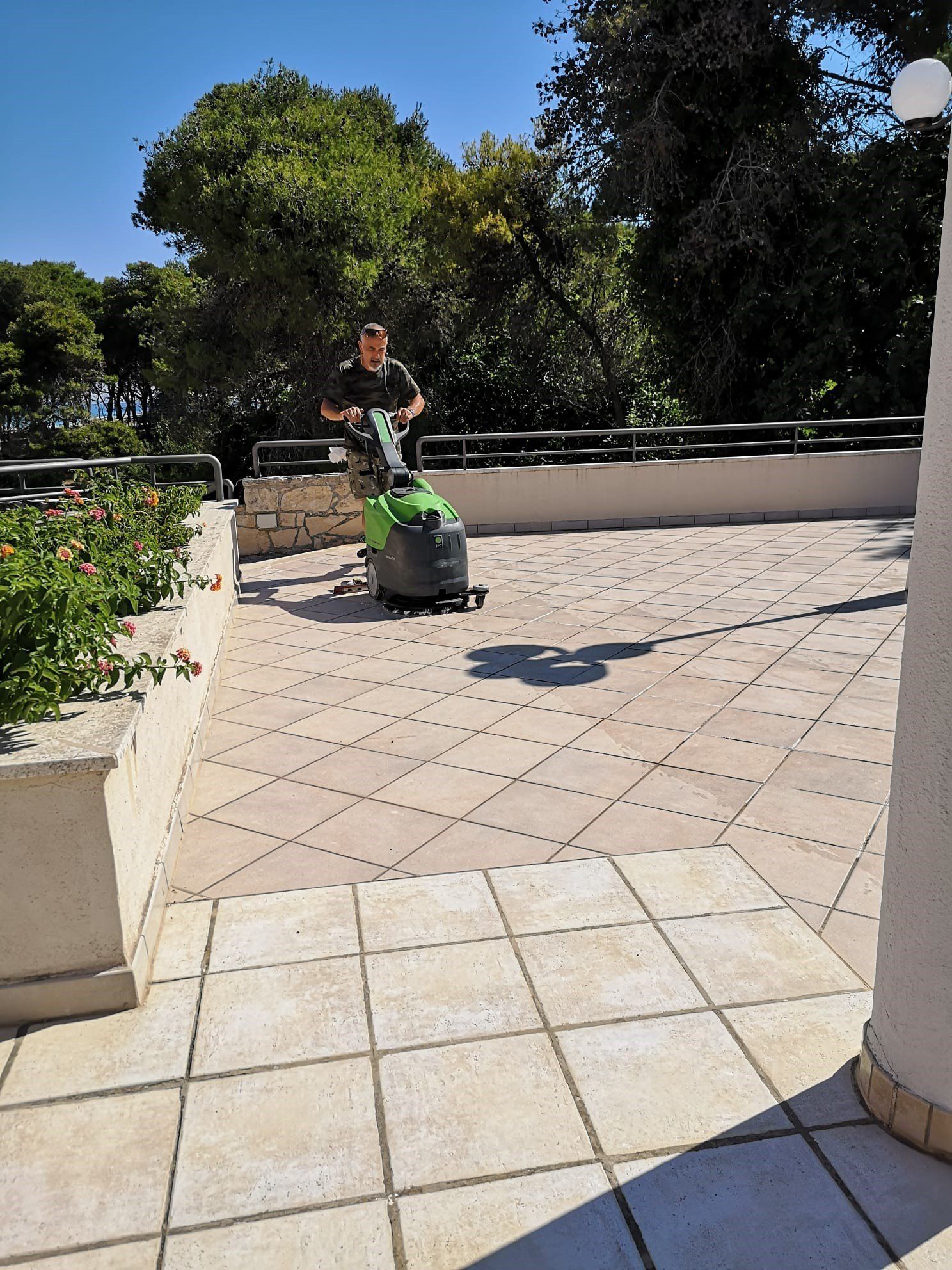 pulitura pavimenti