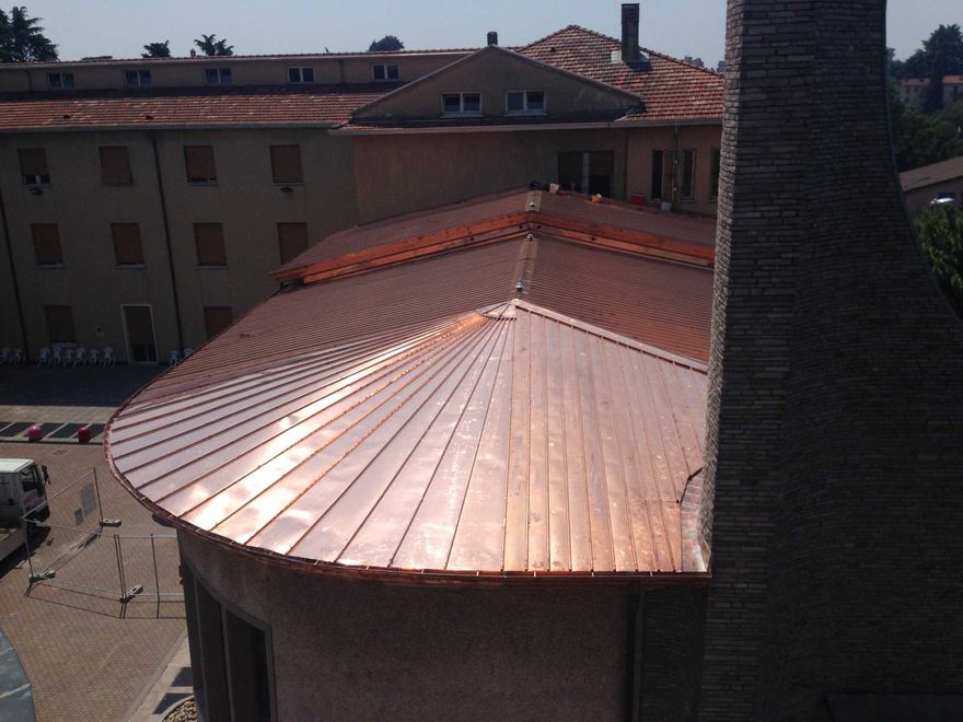lastre in metallo come copertura veranda