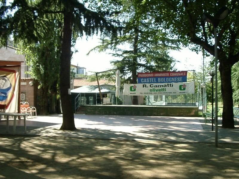 2004