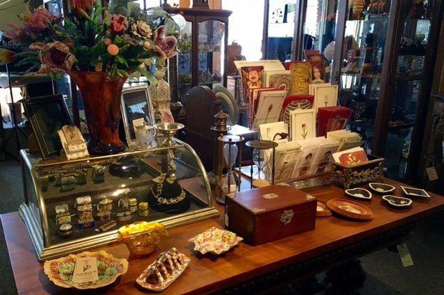 Antique Shop—George's Antiques in Fullerton CA