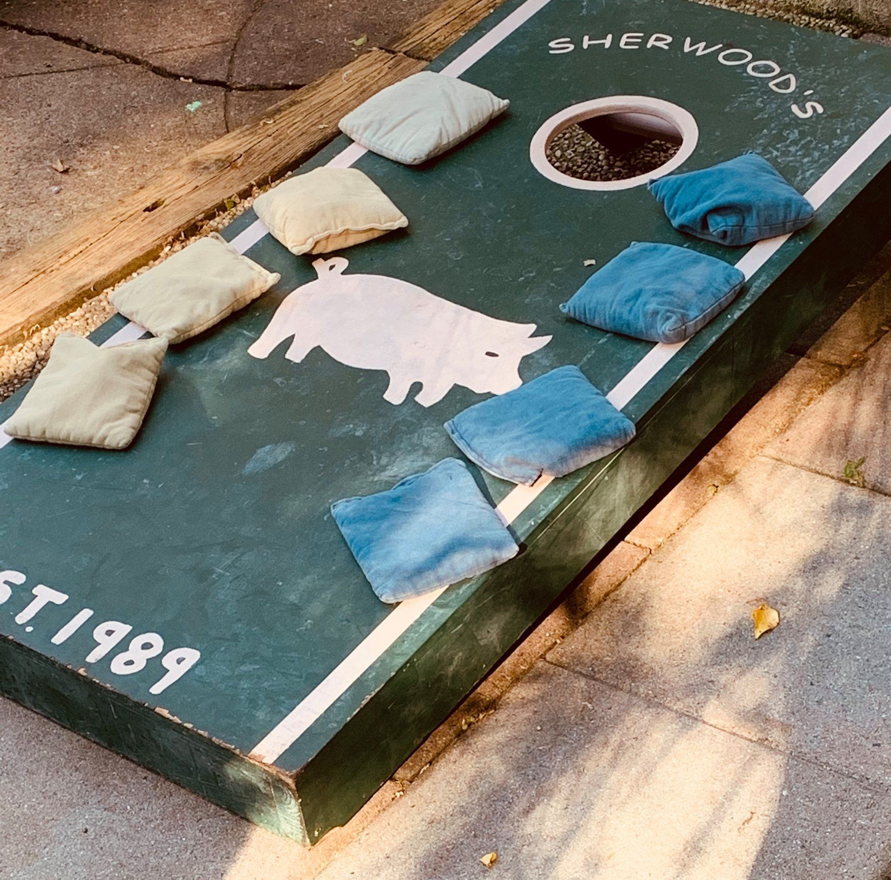 cornhole game