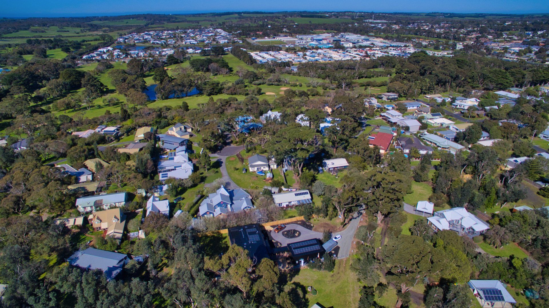 Cowes Real Estate, Cowes Property,Inverloch 3996, 3996 Studio, Beaumont Building Design, MJ Clarke Developments, Colourbond, Scyon Walls, Bass Coast Builder, Hereward Close Cowes, Phillip Island
