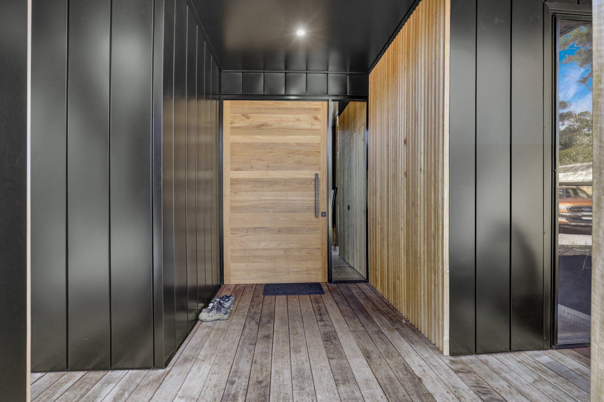 Cowes Real Estate, Cowes Property,Inverloch 3996, 3996 Studio, Beaumont Building Design, MJ Clarke Developments, Colourbond, Scyon Walls, Bass Coast Builder, Hereward Close Cowes, Phillip Island