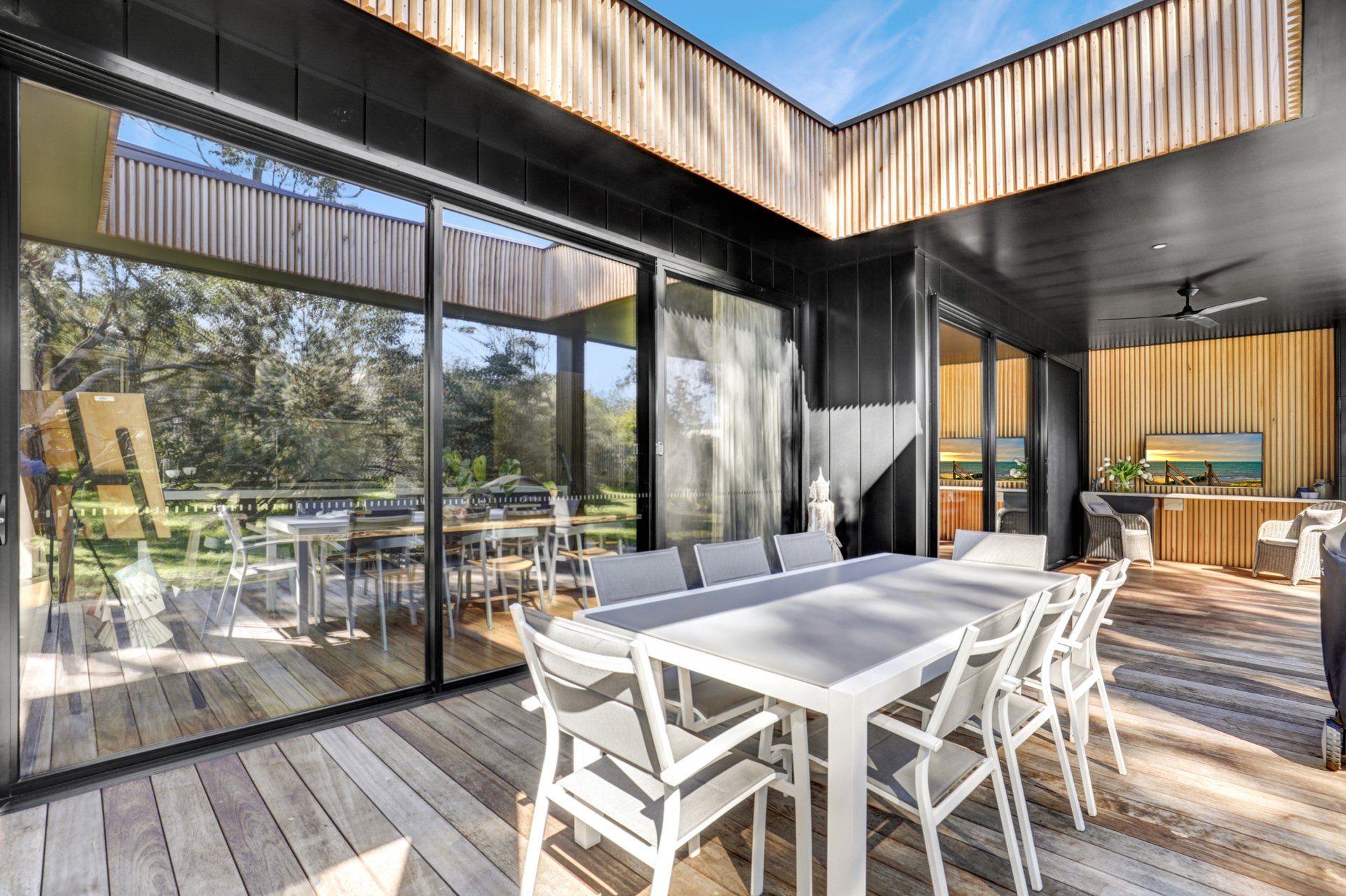 Cowes Real Estate, Cowes Property,Inverloch 3996, 3996 Studio, Beaumont Building Design, MJ Clarke Developments, Colourbond, Scyon Walls, Bass Coast Builder, Hereward Close Cowes, Phillip Island