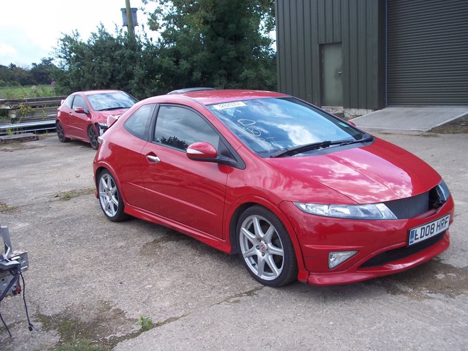 red car