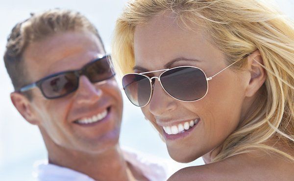 Weiße Zähne wie die Stars mit Veneers