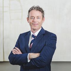 HJC Andrew Finch Profile