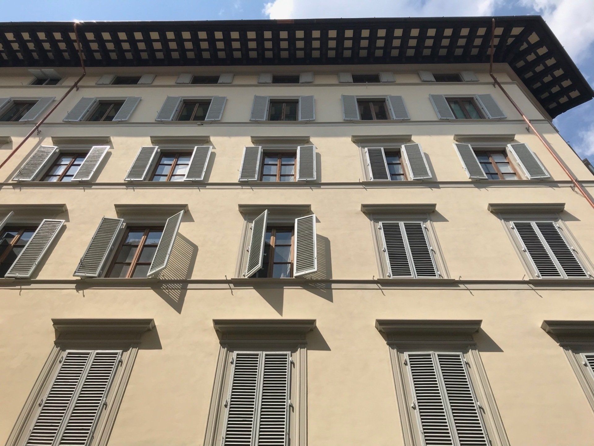 palazzo in Via dei Banchi ristrutturato