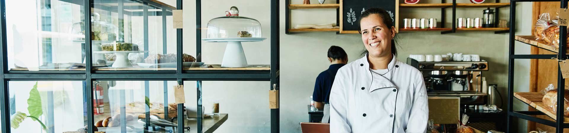 chef in cafe
