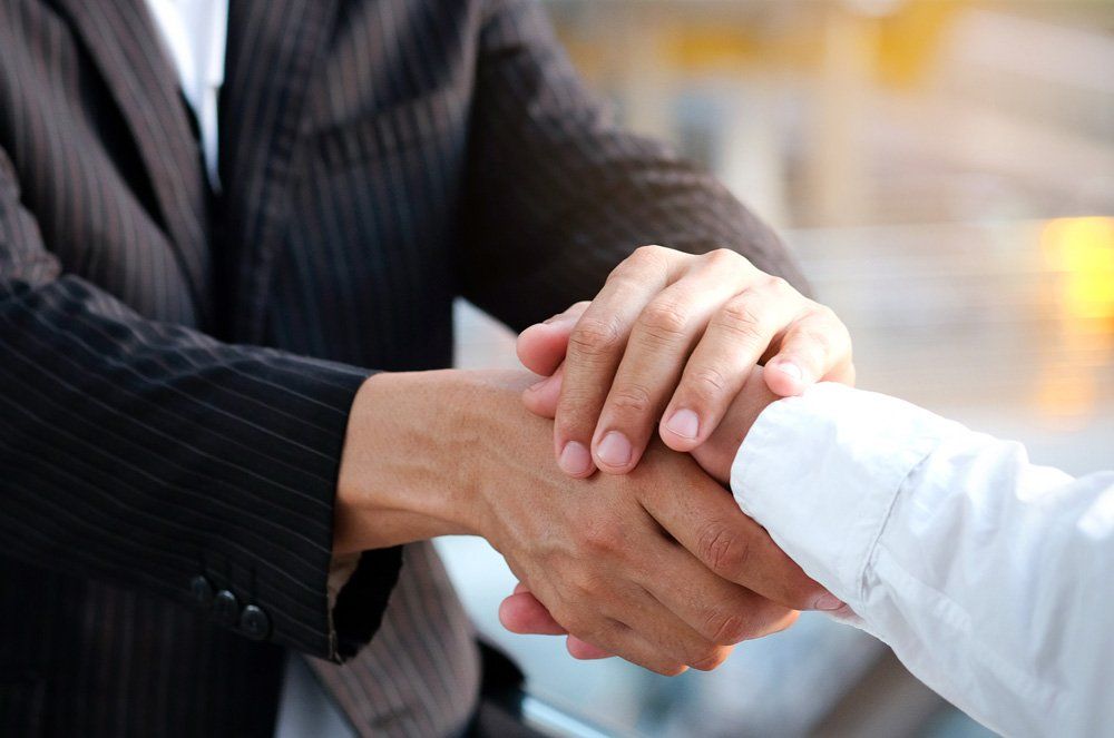 Shaking Hands — St. Joseph, MI ─ Armstrong, Betker, & Schaeffer PLC Shaking Hands — St. Joseph, MI ─ Armstrong, Betker, & Schaeffer PLC