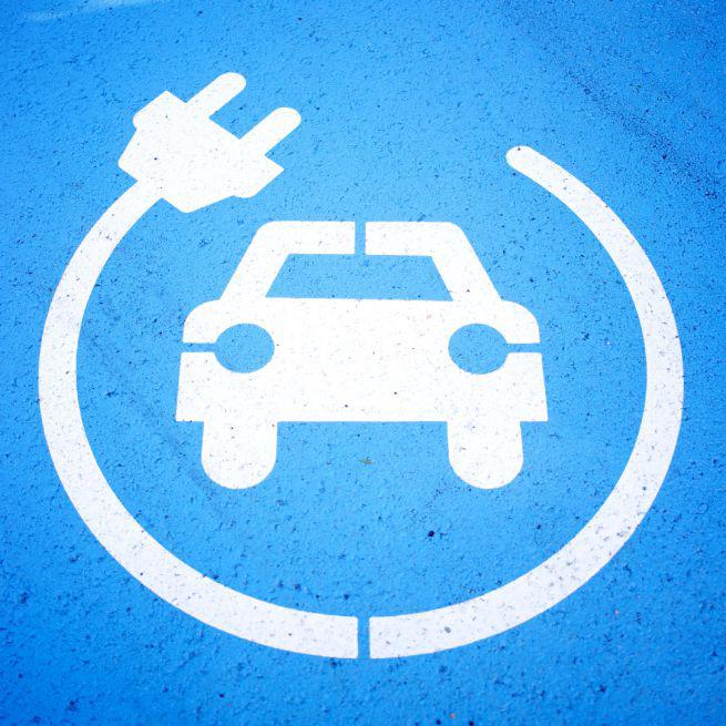 AUTO ELETTRICHE E IBRIDE