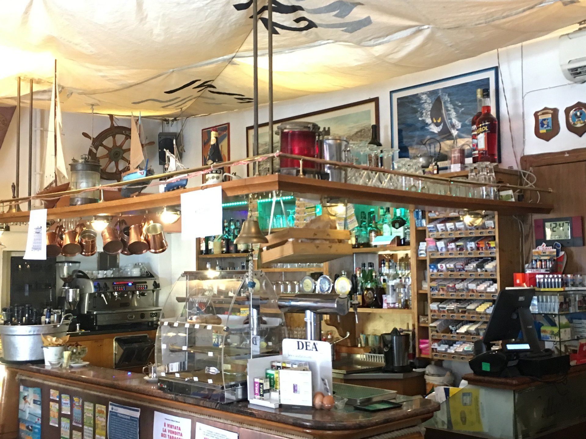 interno di un bar