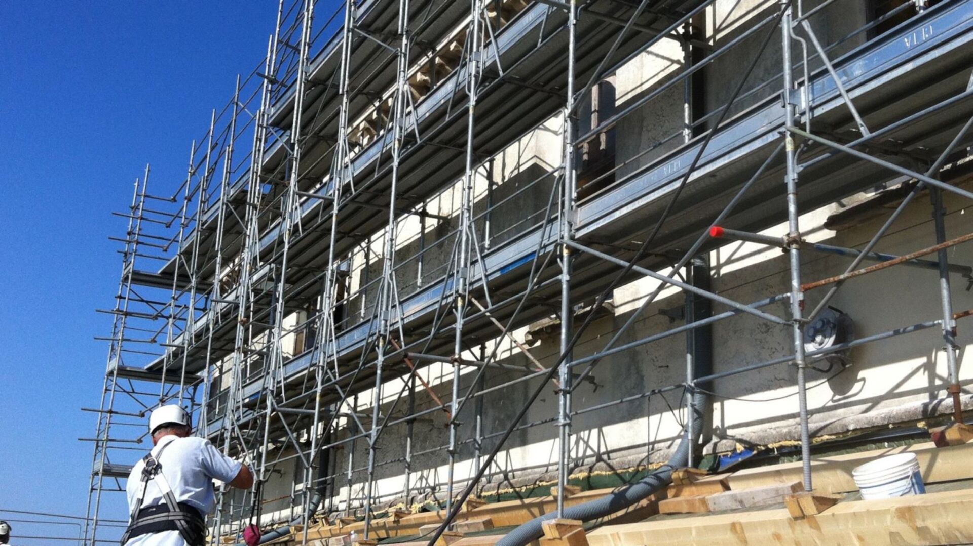 impalcatura per nuova costruzione abitativa