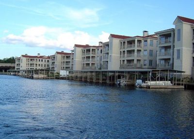Boat Dock Kits — Marina Waterfront in Hot Springs, AR Boat Dock Kits — Marina Waterfront in Hot Springs, AR