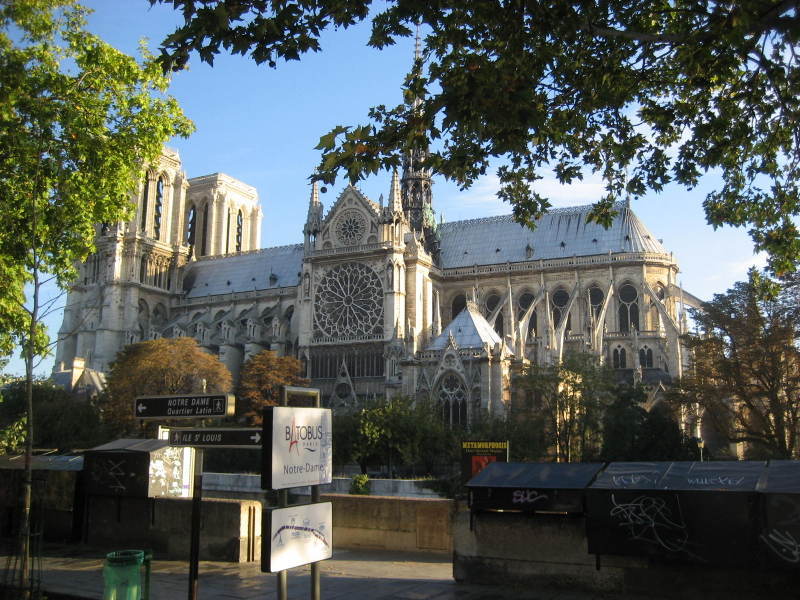 A large building with a sign that says ' notre dame ' on it