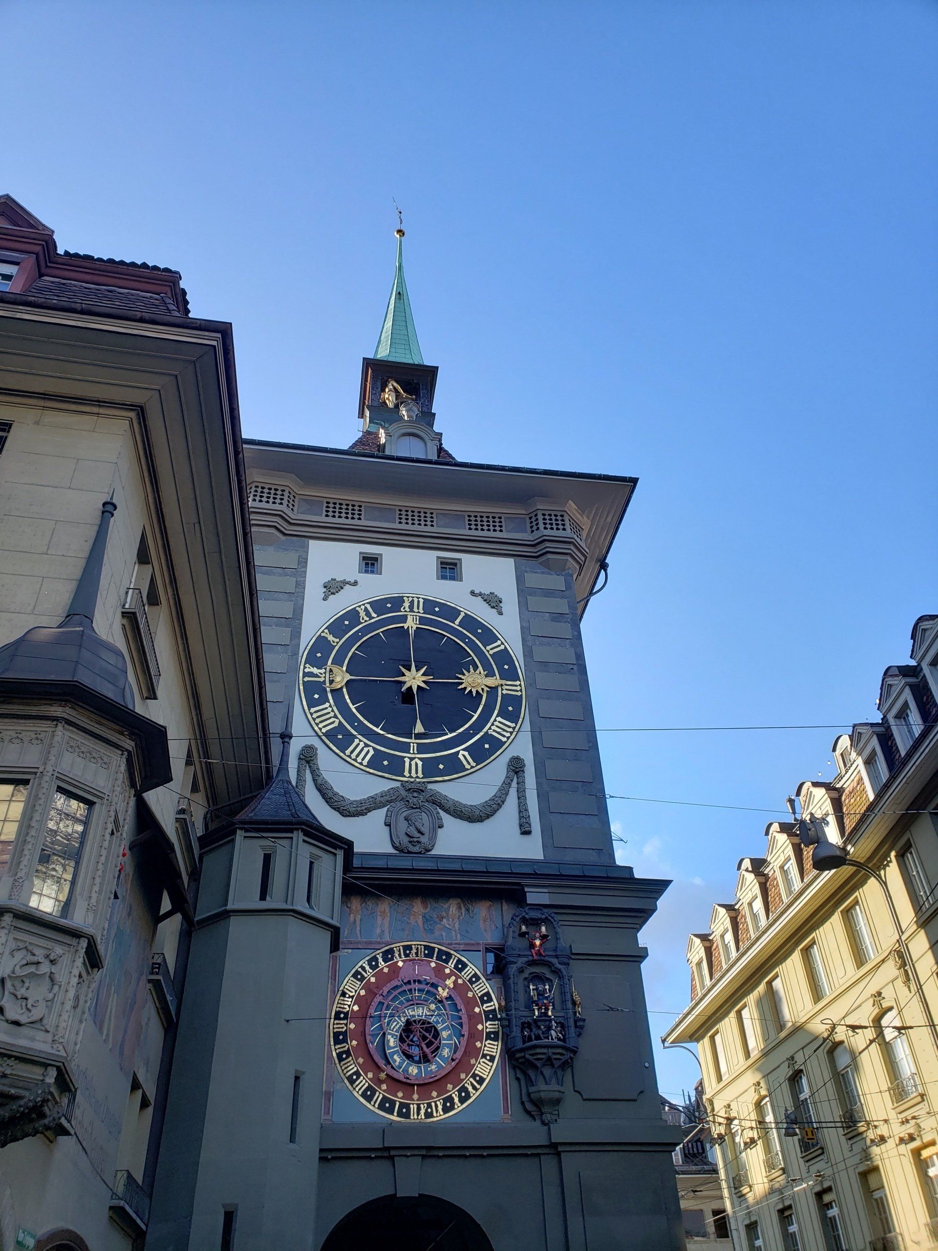 A clock tower with a large clock on it