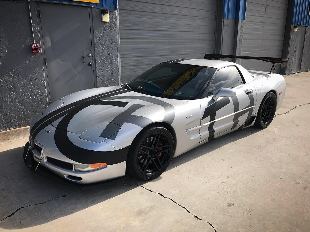 Vehicle graphics design Palm Beach Gardens