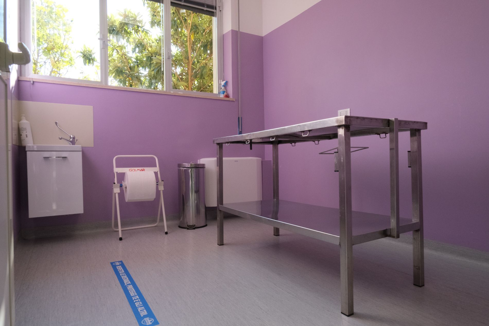 Una sala per visite veterinarie
