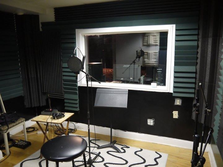 Old Philips Hwy recording room