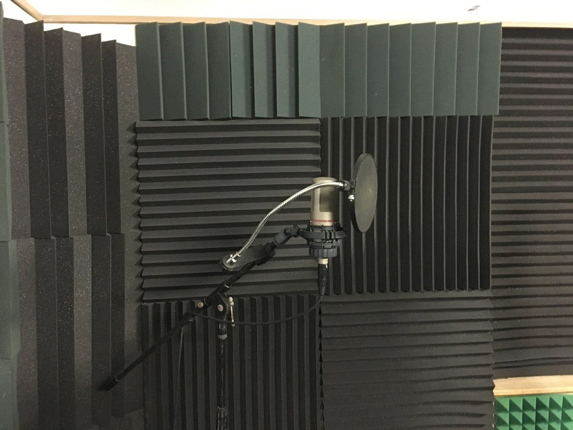 Different microphones