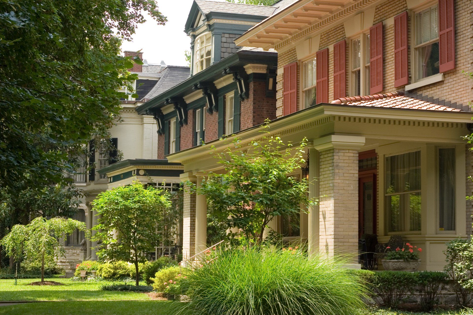 Commercial Landscaping - Office Building Lexington, KY