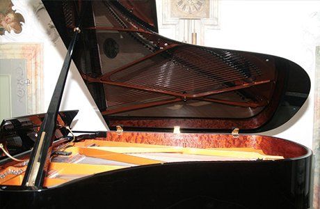 Grand piano