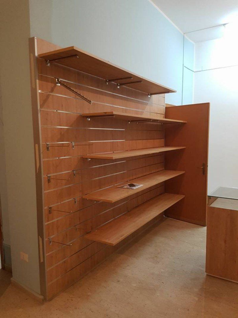 scaffalature in legno
