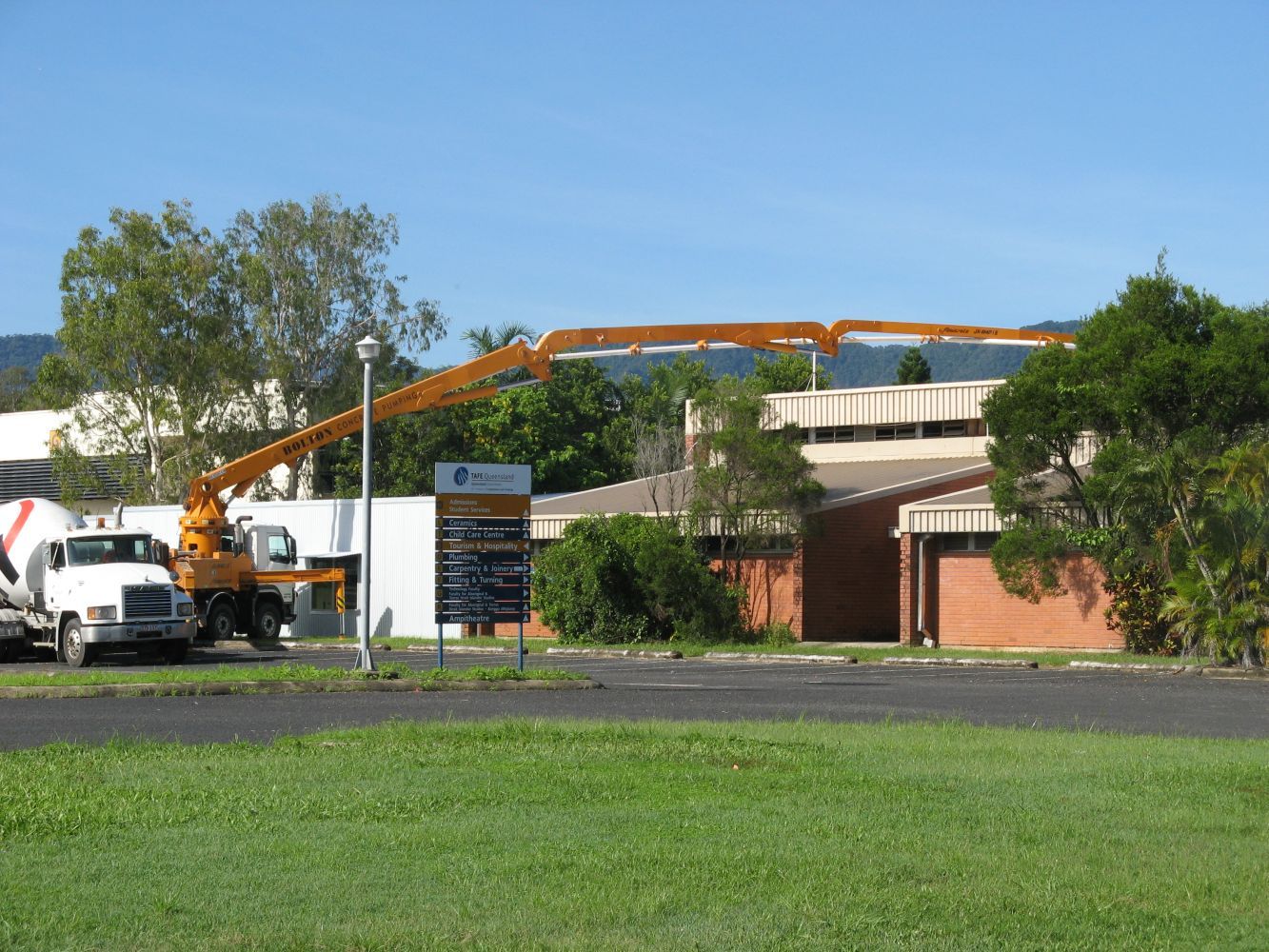 Tilt Walls - T.A.F.E. - Cairns