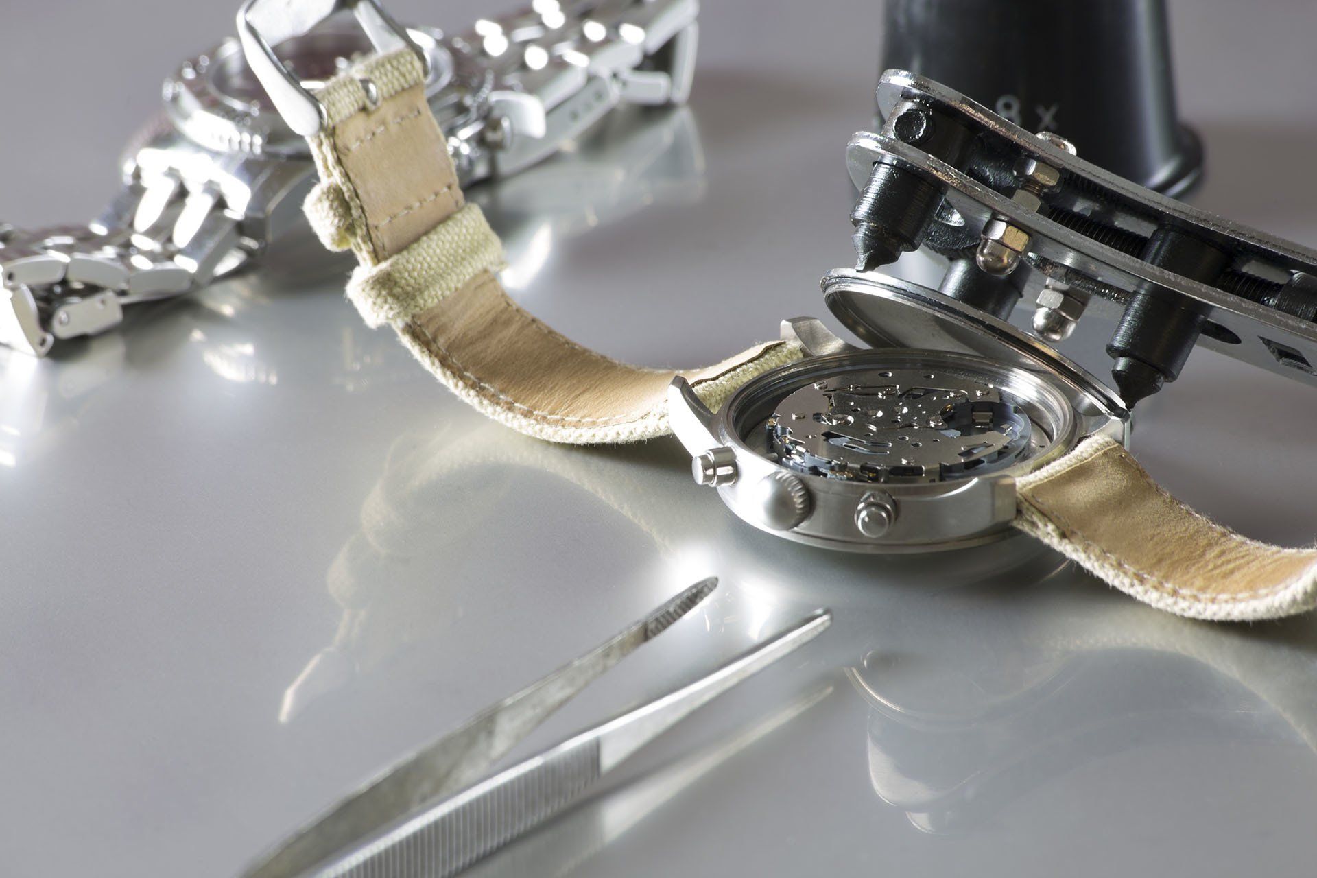 Watch Battery Replacement — Aston, PA — Dyer's Jewelers