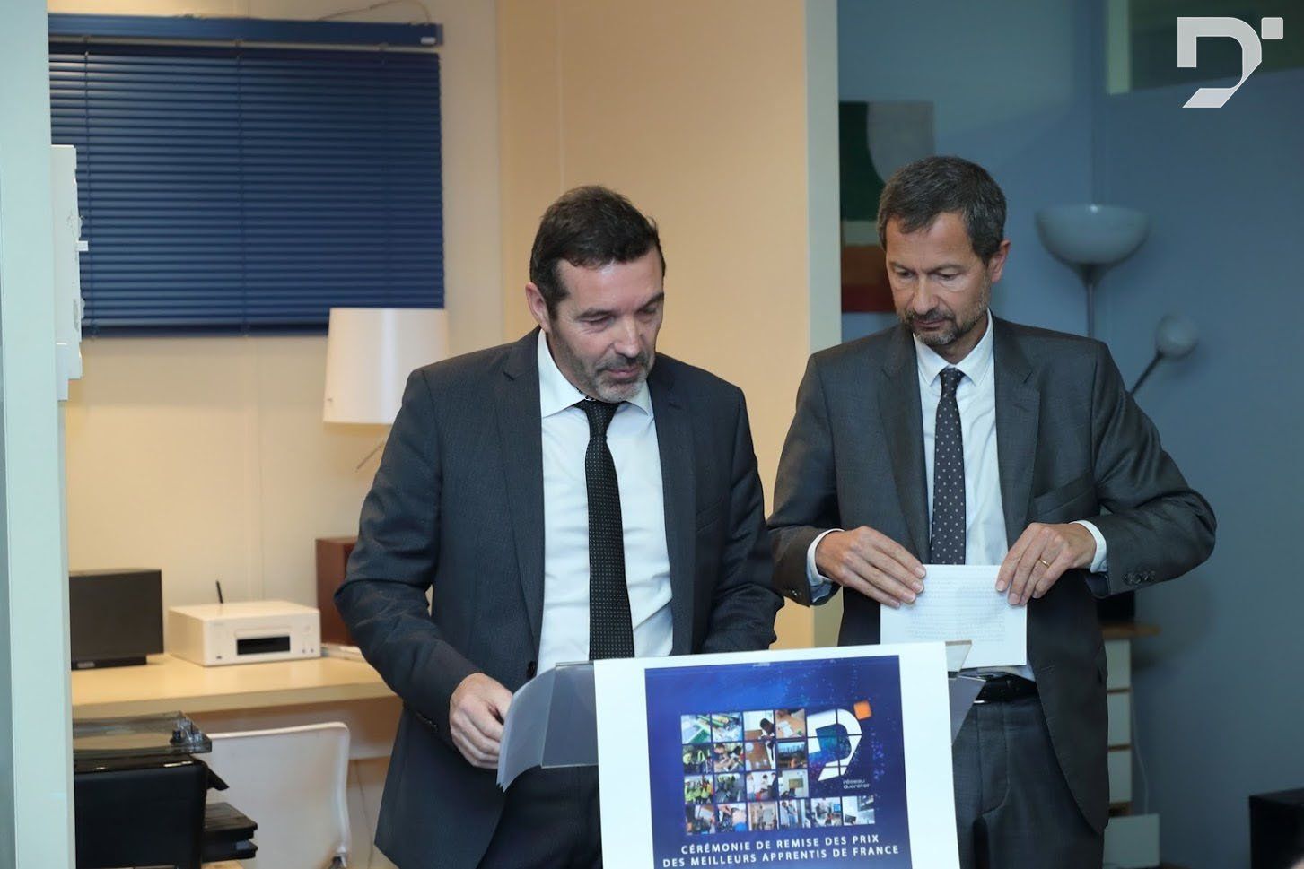 remise de prix au CFA Ducretet