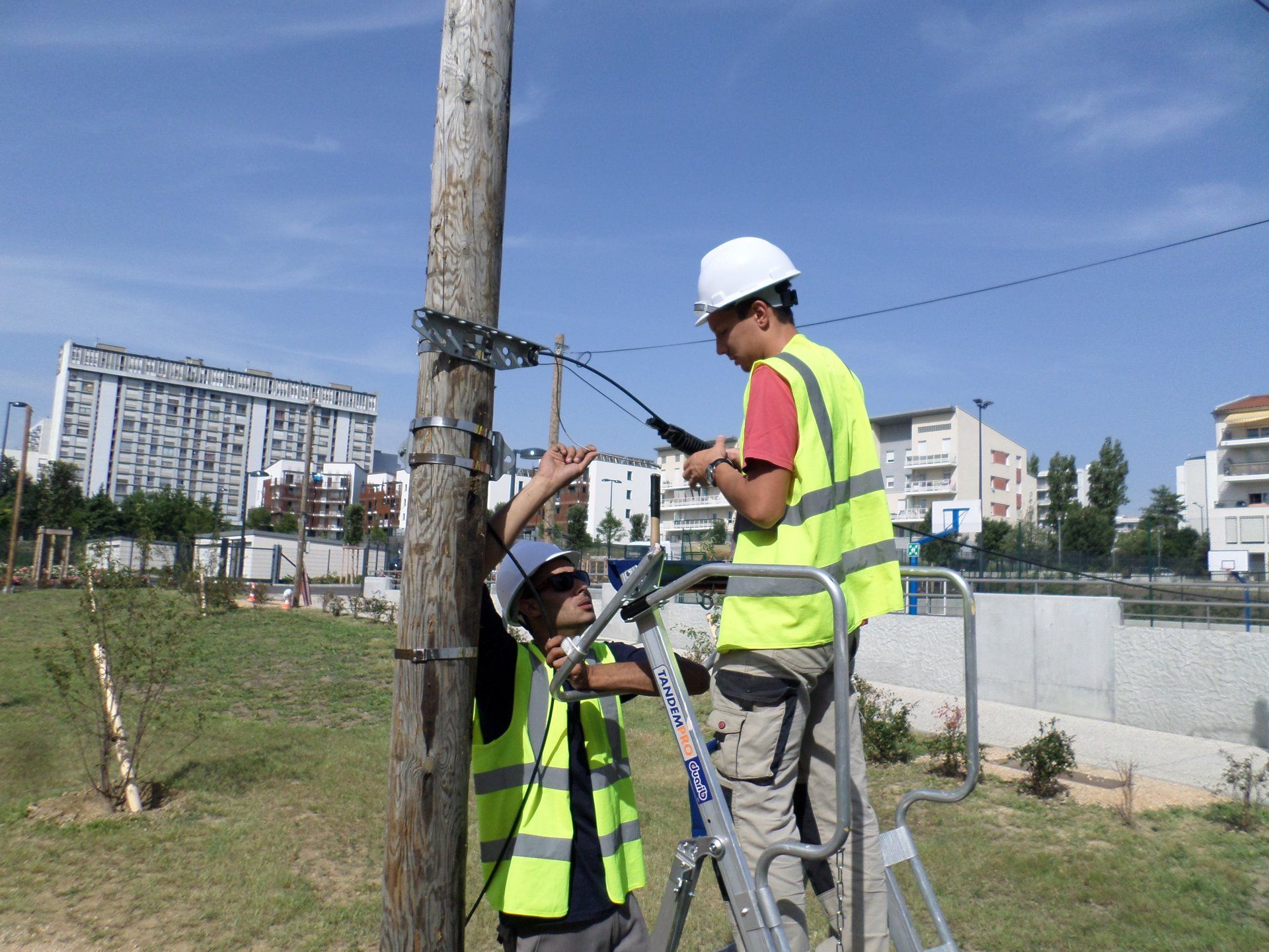 technicien réseau haut débit