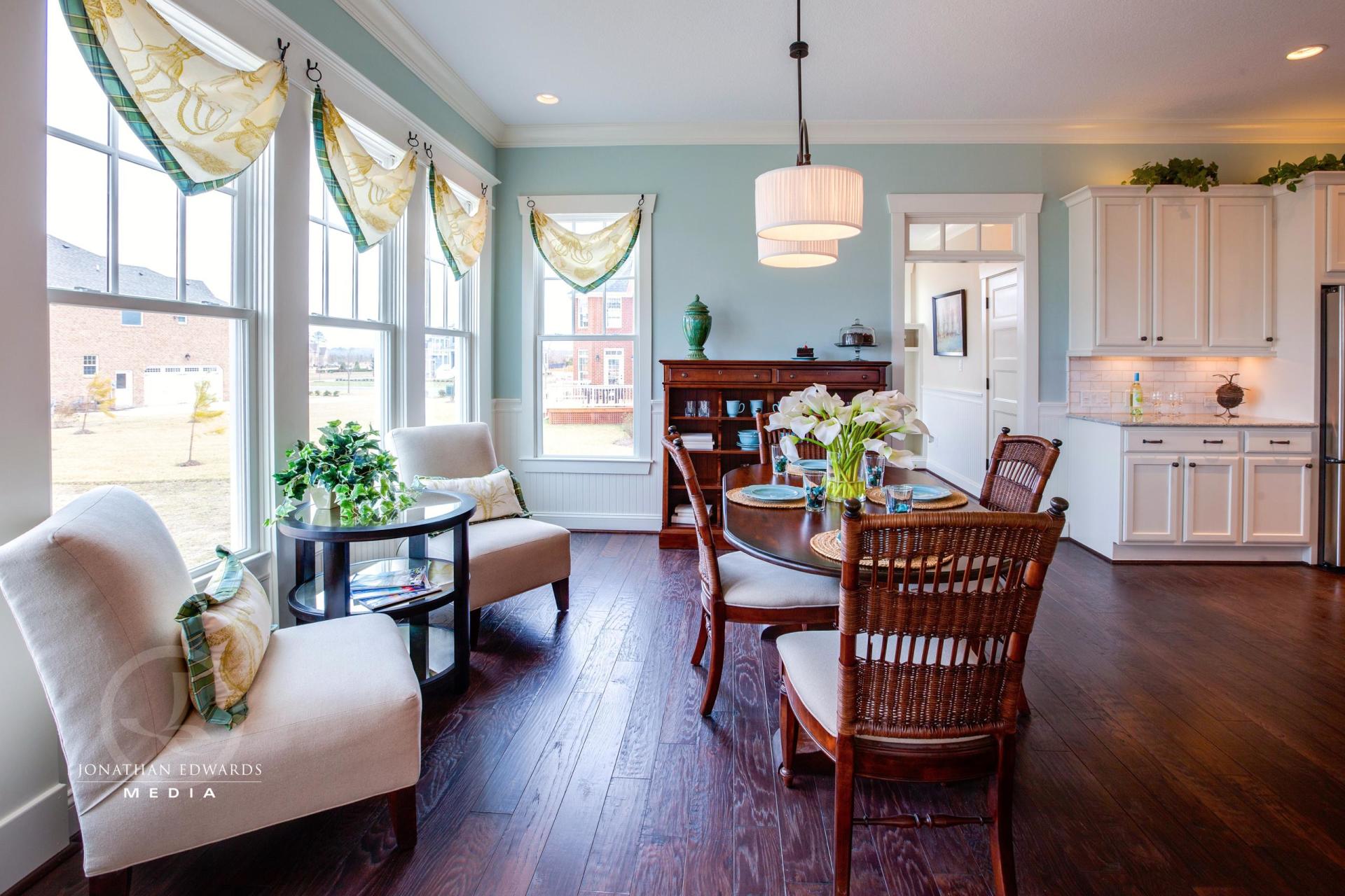 Elegant dining room  | Living Spaces Gallery | Stephen Alexander Homes | Chesapeake, VA