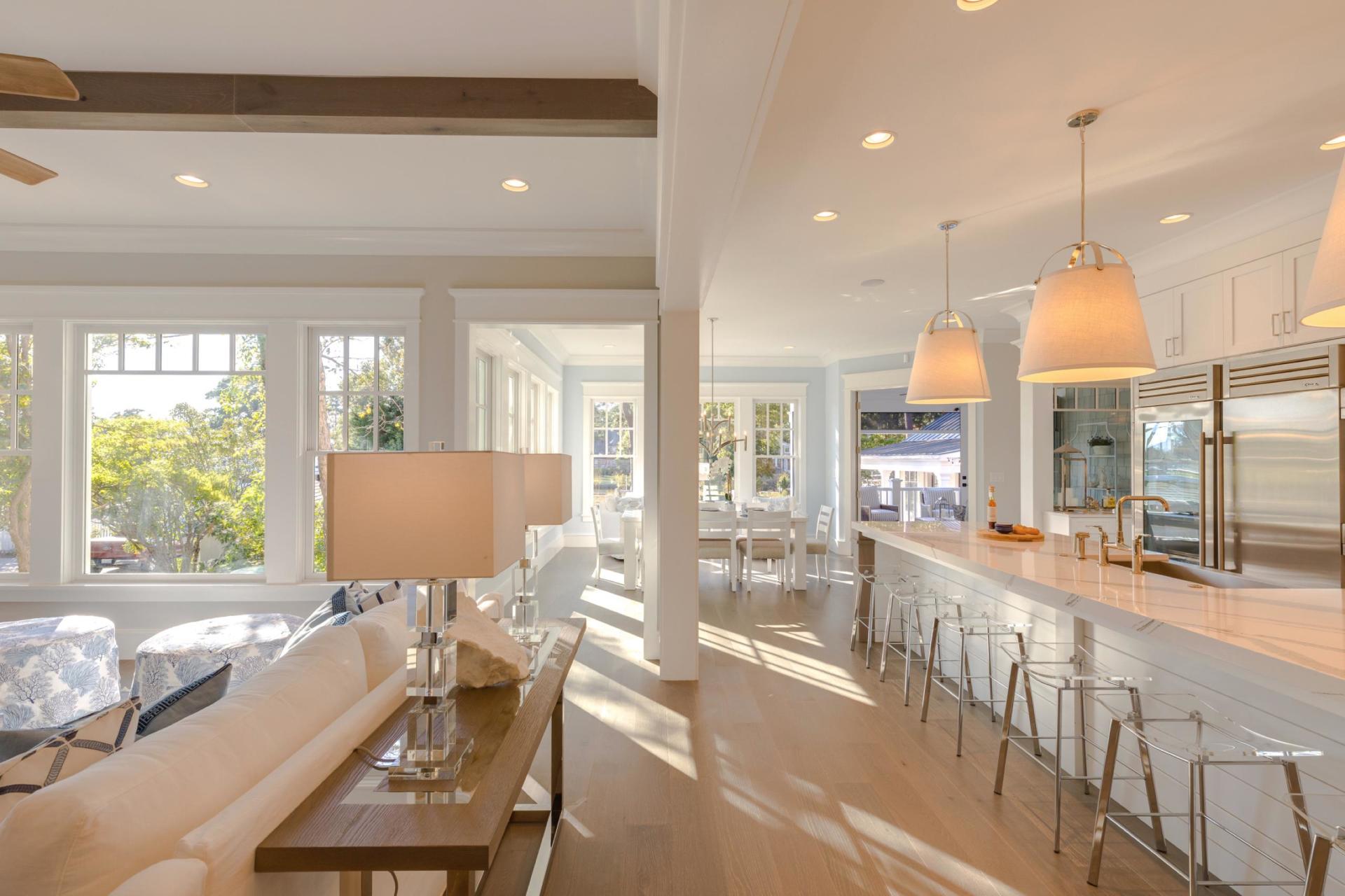 Elegant living room  | Living Spaces Gallery | Stephen Alexander Homes | Chesapeake, VA