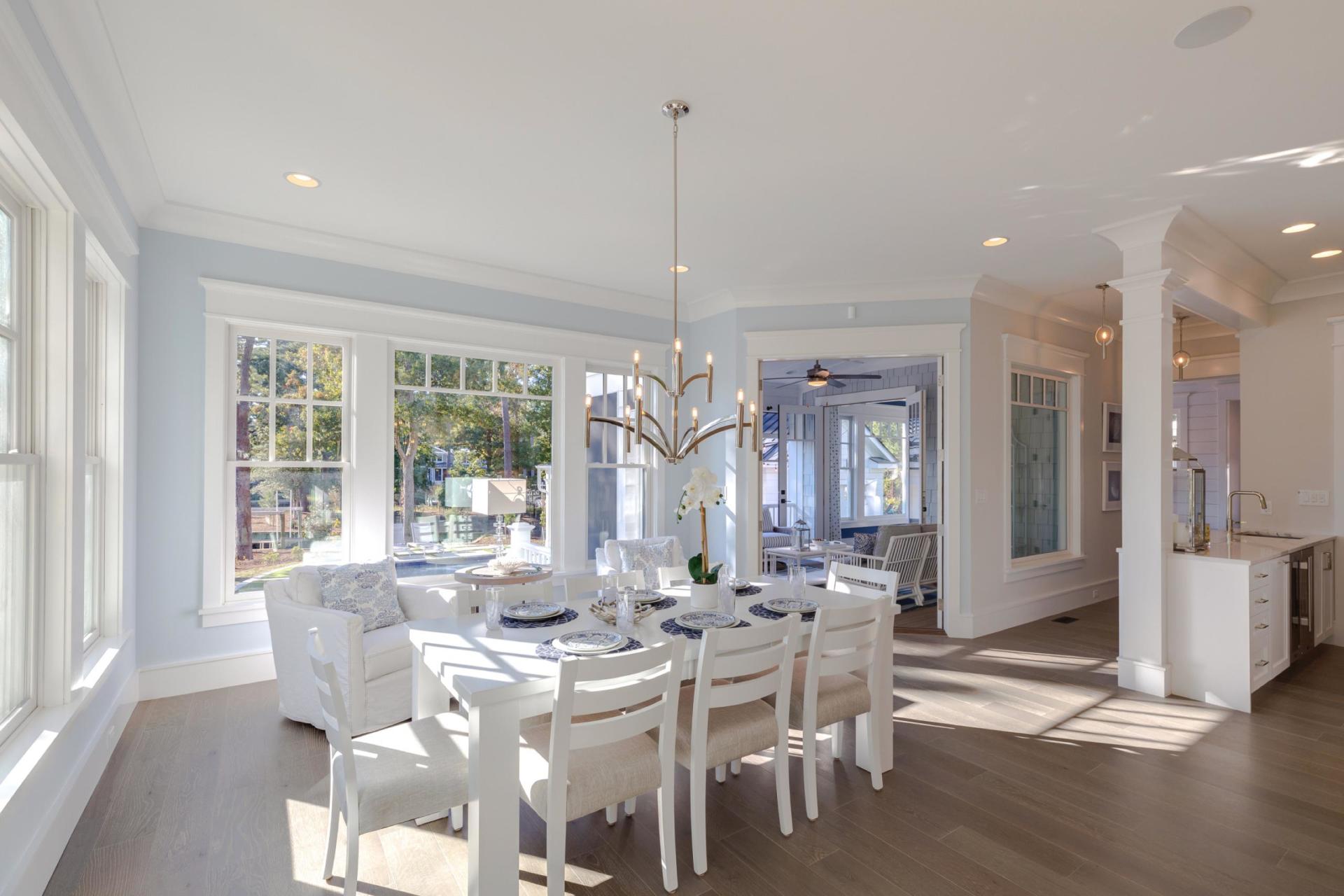 Elegant dining room  | Living Spaces Gallery | Stephen Alexander Homes | Chesapeake, VA