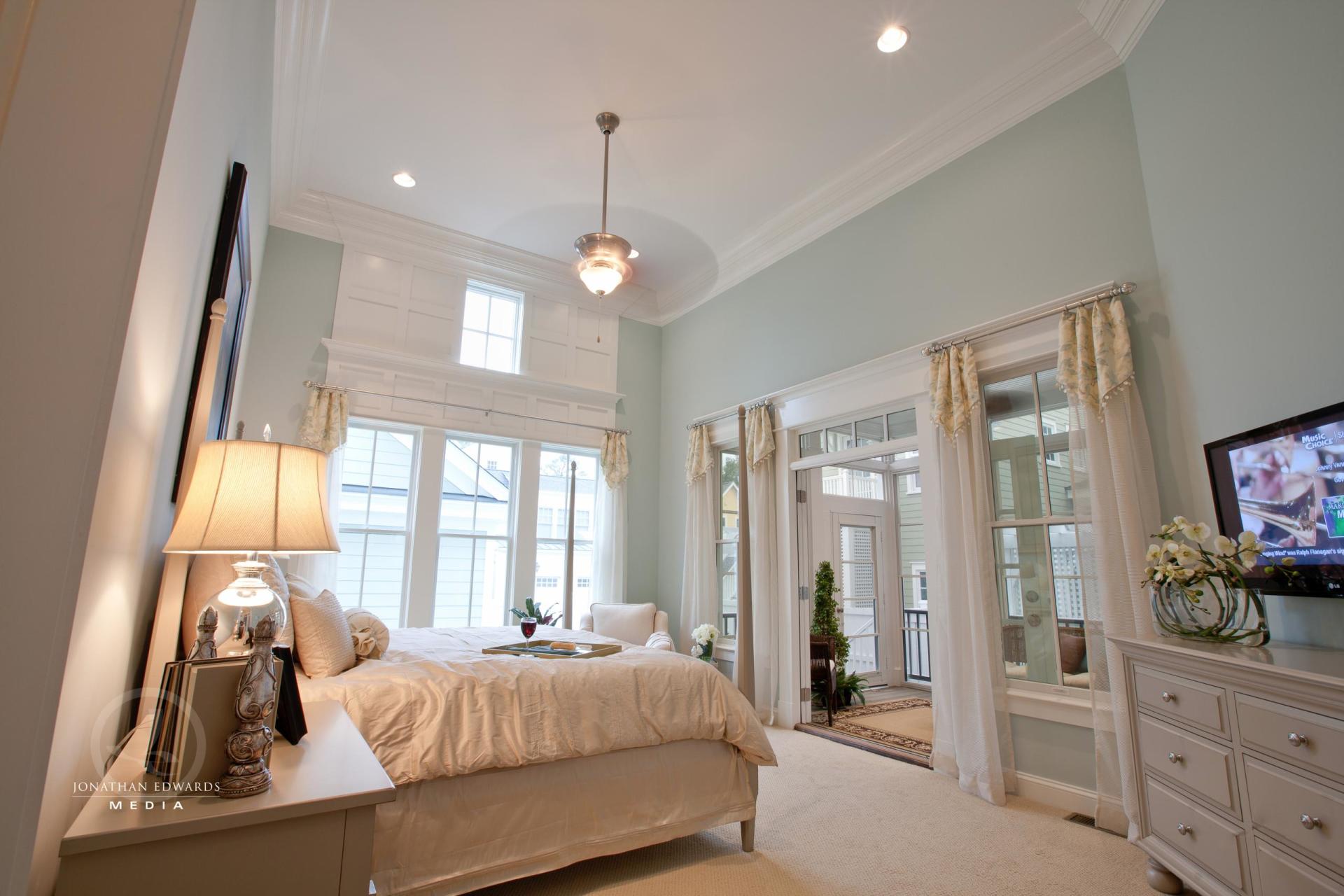 Elegant bed room area  | Living Spaces Gallery | Stephen Alexander Homes | Chesapeake, VA