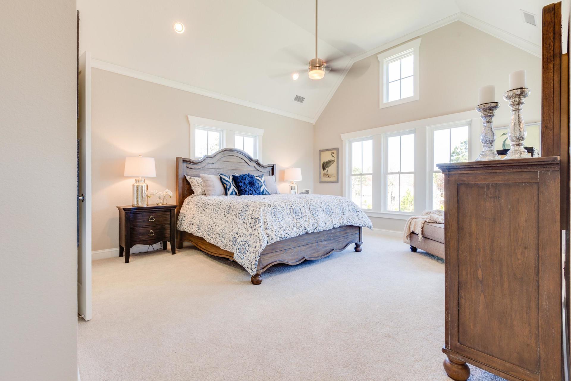 Elegant bed room area  | Living Spaces Gallery | Stephen Alexander Homes | Chesapeake, VA