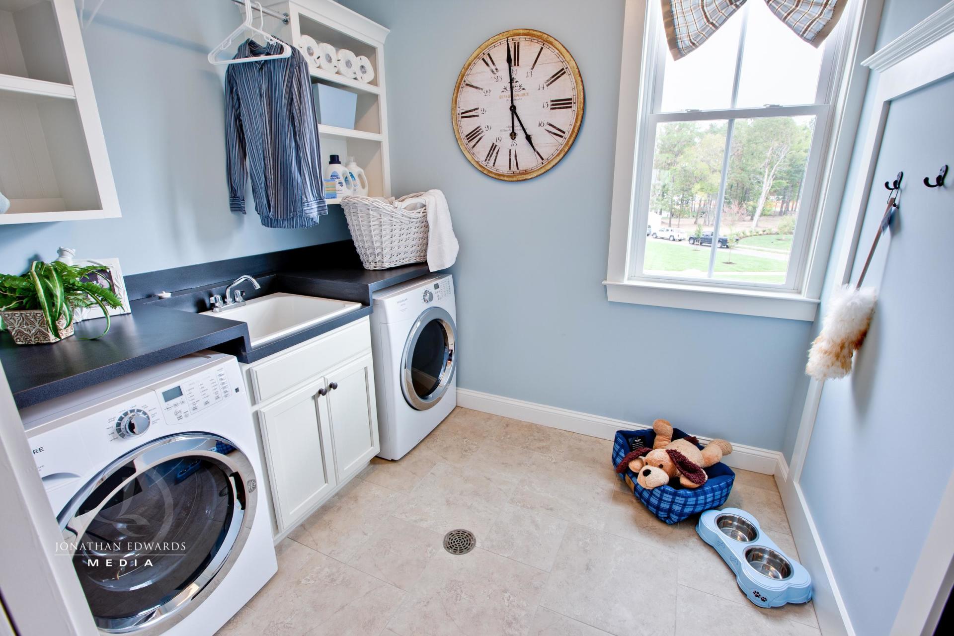 Elegant laundry area  | Living Spaces Gallery | Stephen Alexander Homes | Chesapeake, VA