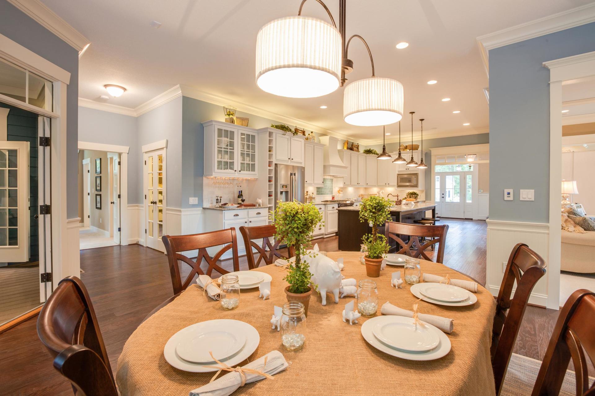 Elegant dining area  | Living Spaces Gallery | Stephen Alexander Homes | Chesapeake, VA