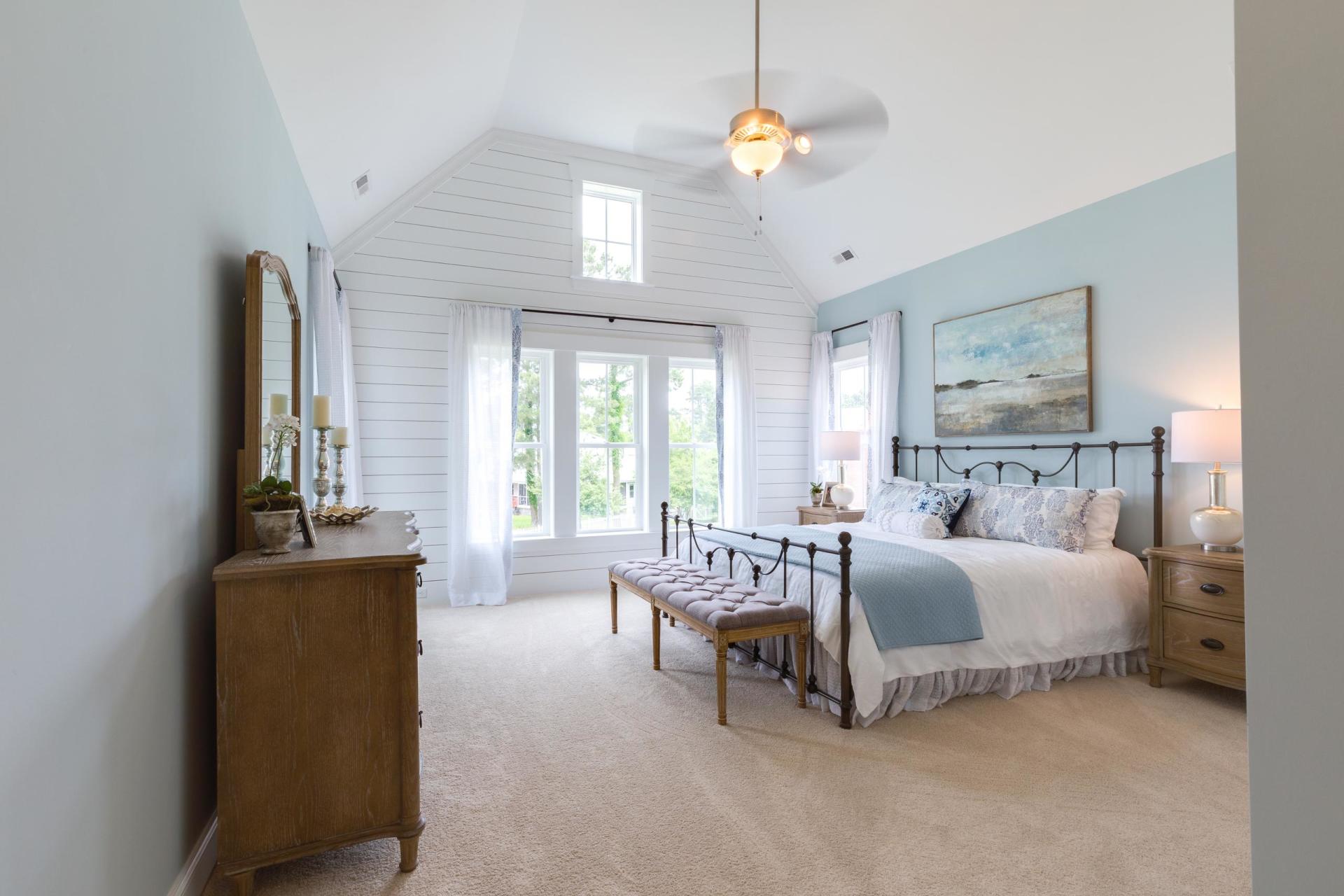 Elegant bed room area  | Living Spaces Gallery | Stephen Alexander Homes | Chesapeake, VA