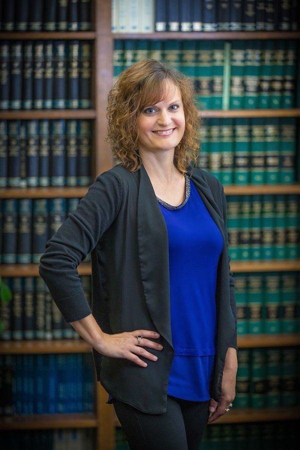 Legal Assistant — Jamie Bounds in Hutchinson, KS